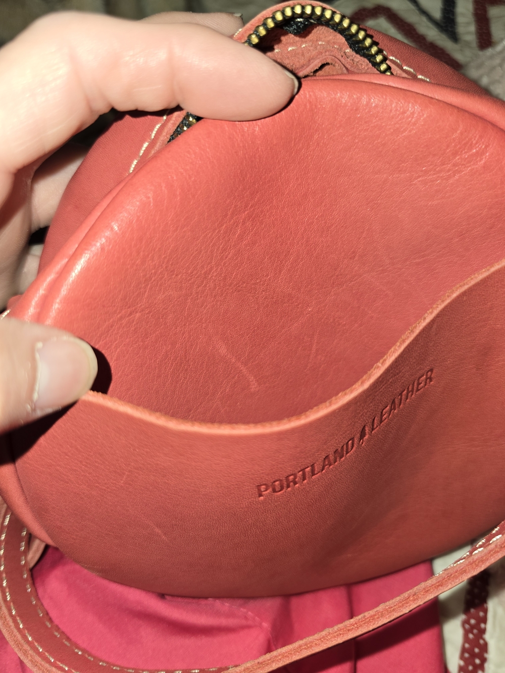 Portland Leather Small Tulip Circle - Picture 9 of 10